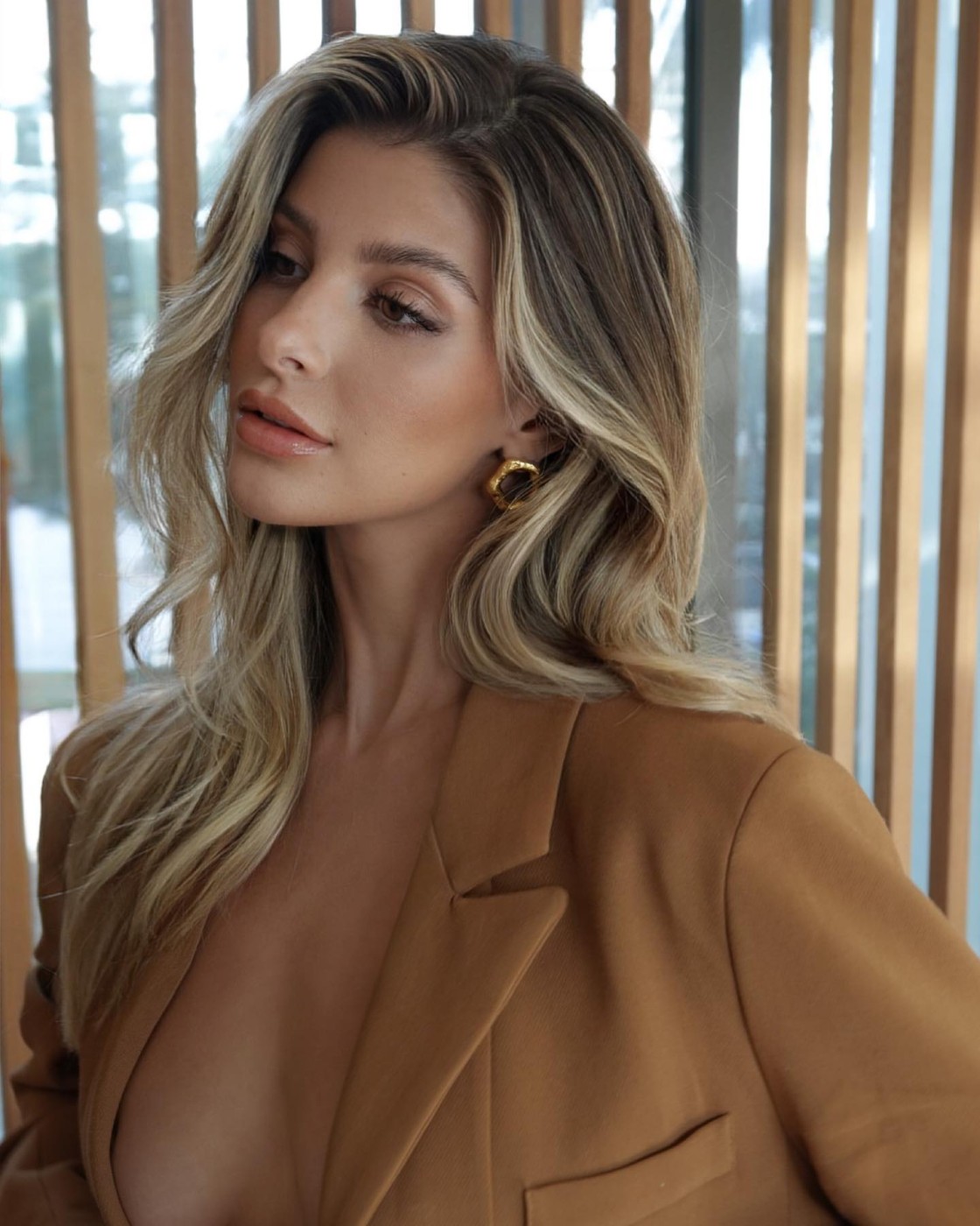 Ashley Marie Dickerson a piccoli tratti - N.° 2