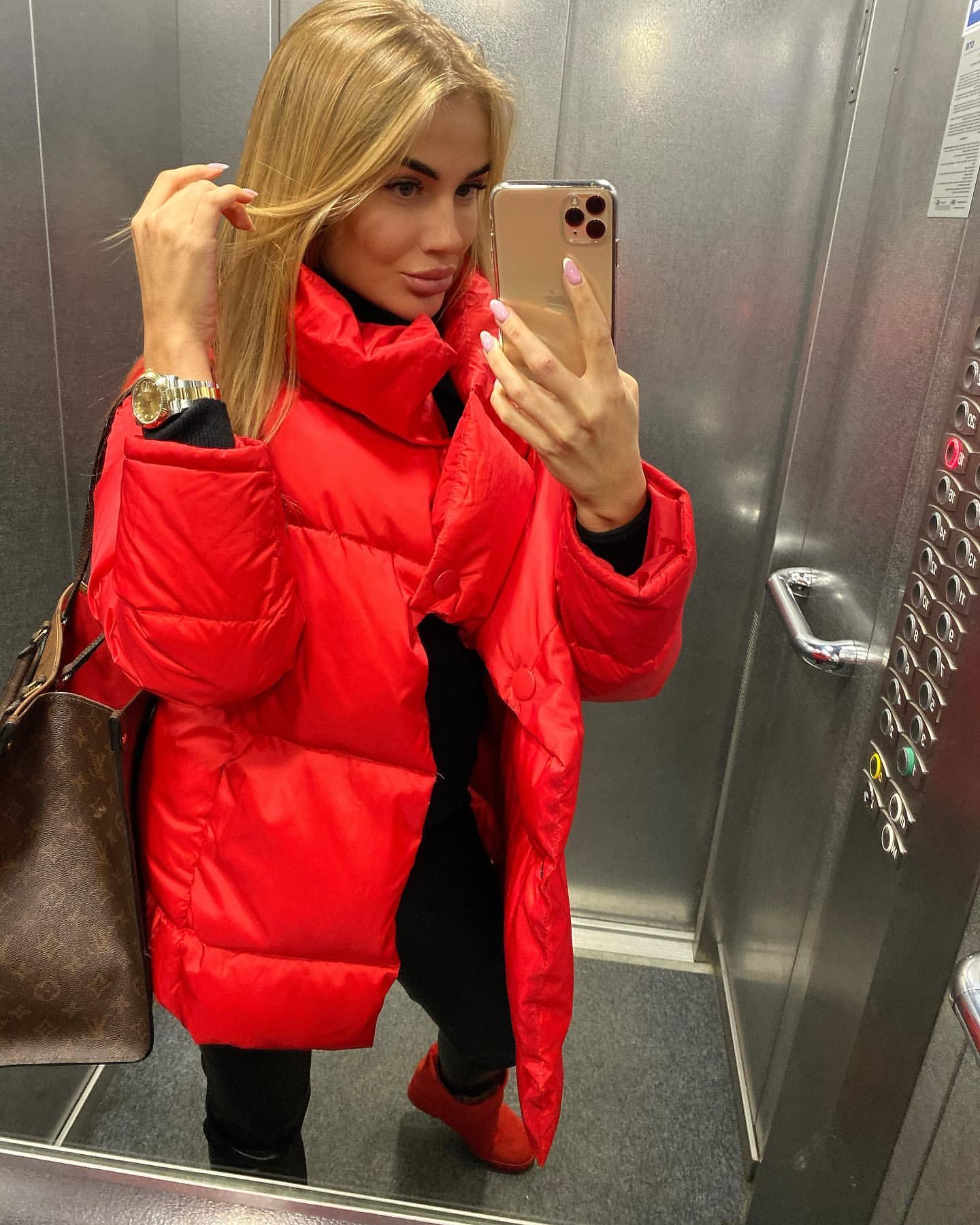 dato che sono sola in ascensore