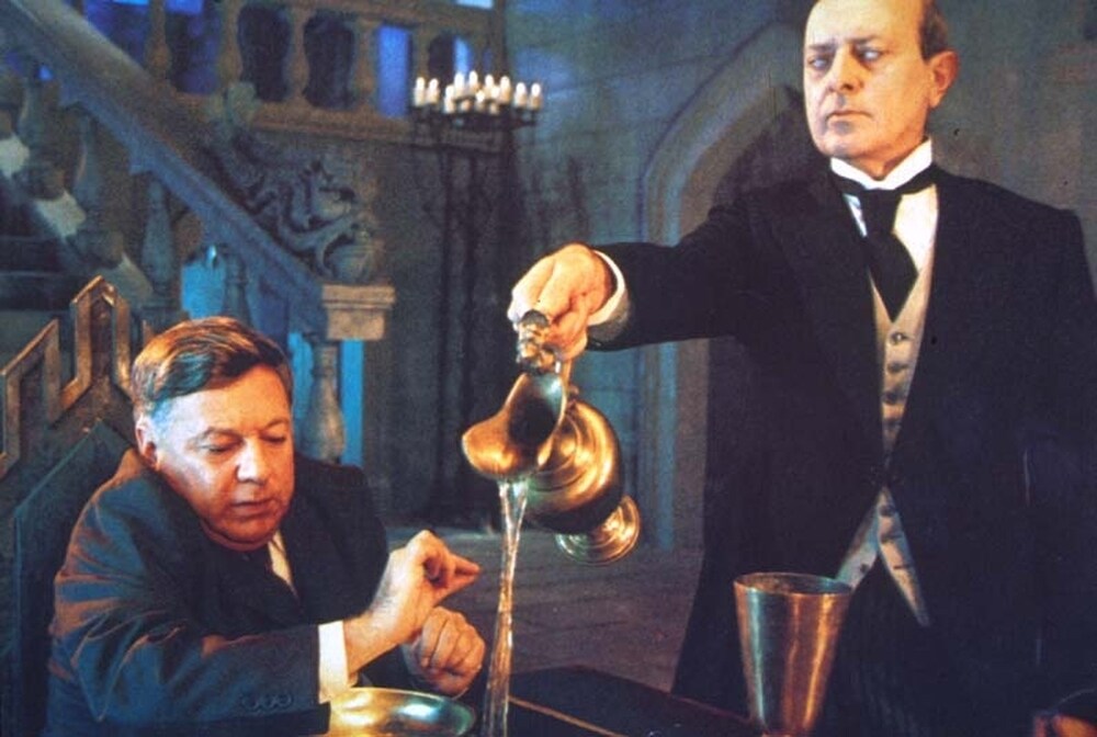 Fracchia contro Dracula e il cameriere ceco