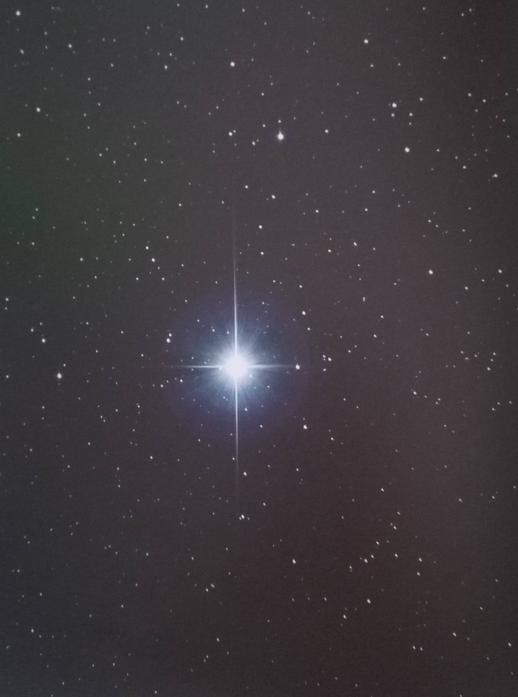 Vega, la prima stella (dopo il Sole) a essere stata fotografata nel 1850 
