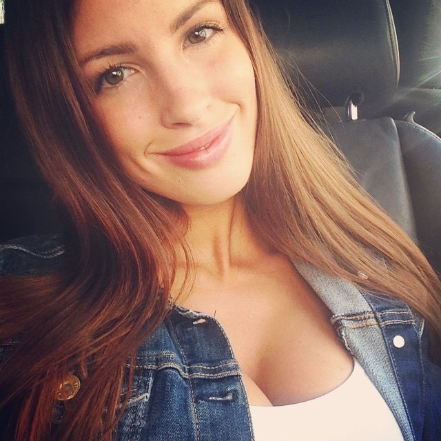 con la giacca di jeans - Lucia Javorcekova