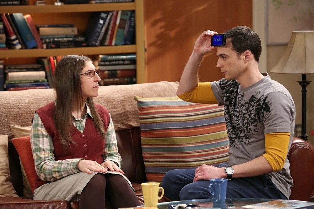 Sheldon deve indovinare la parola: Tesla