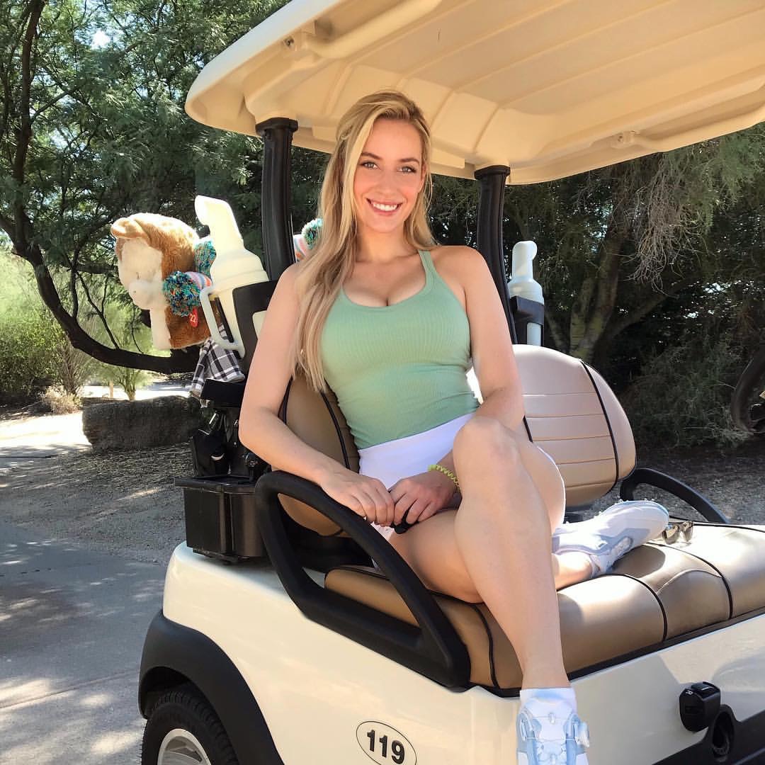 golf-car - Paige Spiranac
