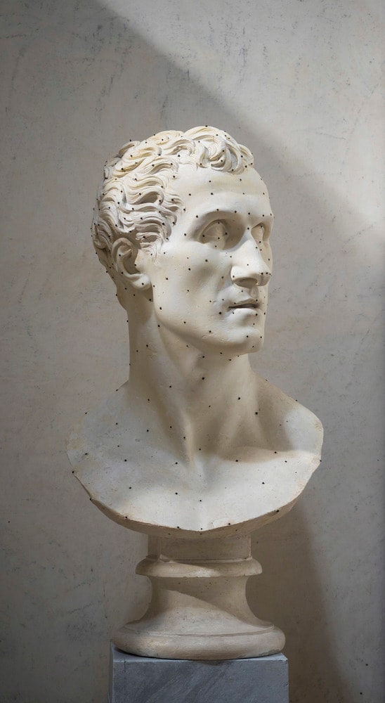 autoritratto scolpito di Antonio Canova