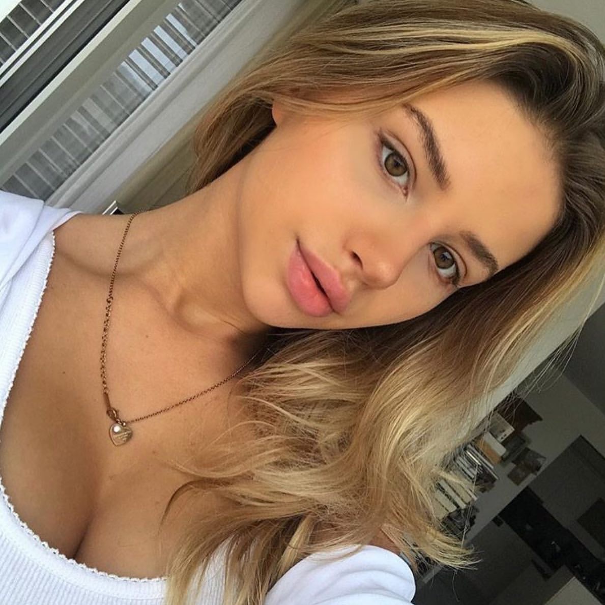 le ragazze fanno perdere la testa - N.° 30