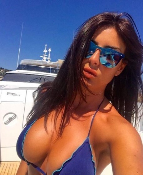 Lei Ospite di uno yacht di lusso