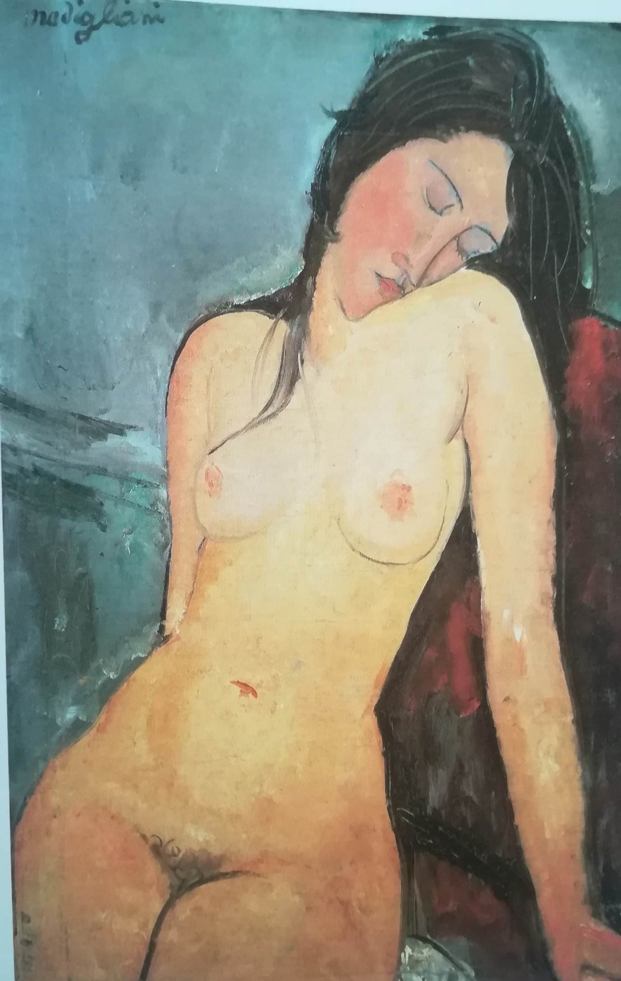 "provocazione insopportabile!" Ma la modella, occhi chiusi e testa reclinata sulla spalla, non se ne cura