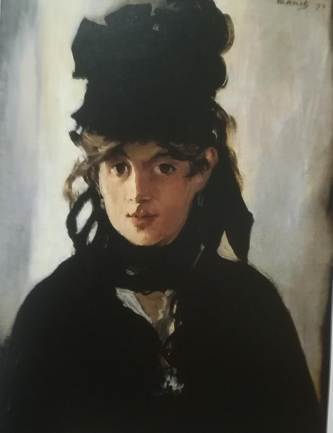 Berthe Morisot con cappellino nero e mazzolino di violette - Edouard Manet, 1872