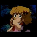 Georgie felice perchè ritrova il suo braccialetto smarrito