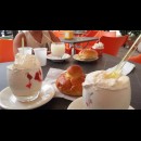 granita con fragola e panna e brioche