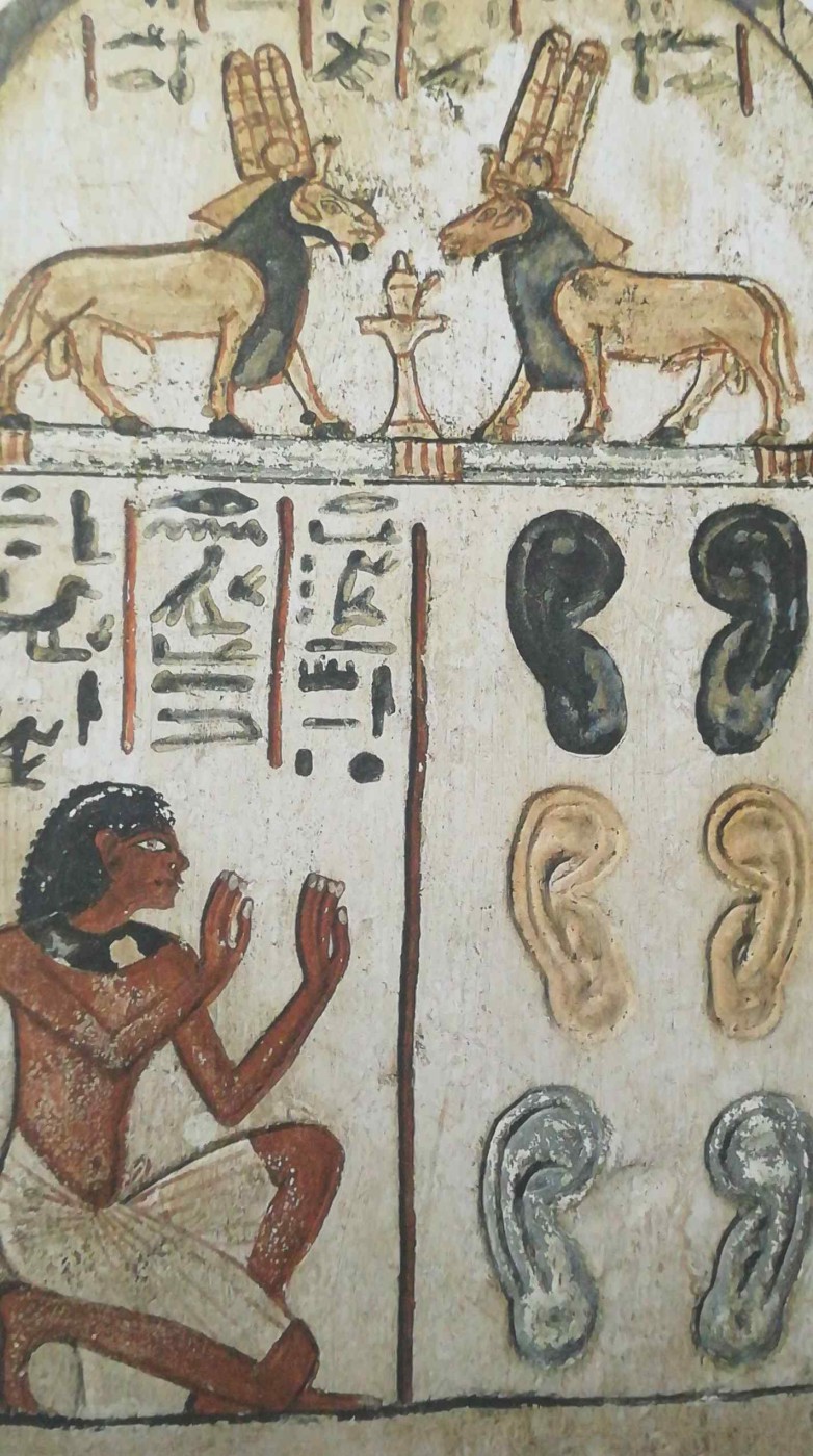 Un uomo comune dell’Antico Egitto di nome Bai, mostrato in atteggiamento di preghiera