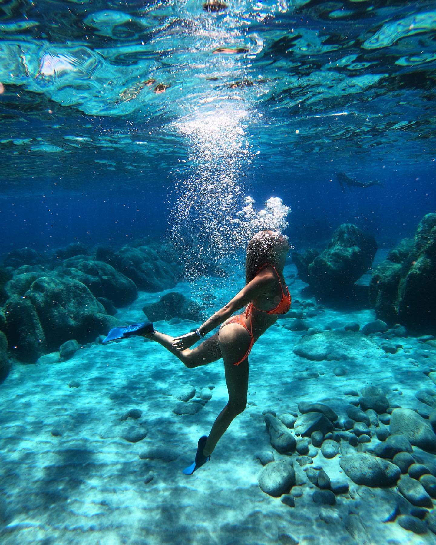 Un grosso respiro e poi giù in apnea