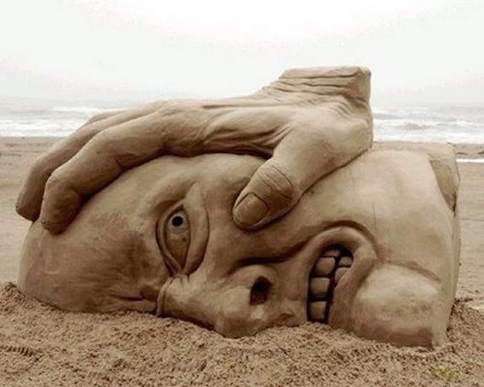 ti schiaccio la faccia a terra