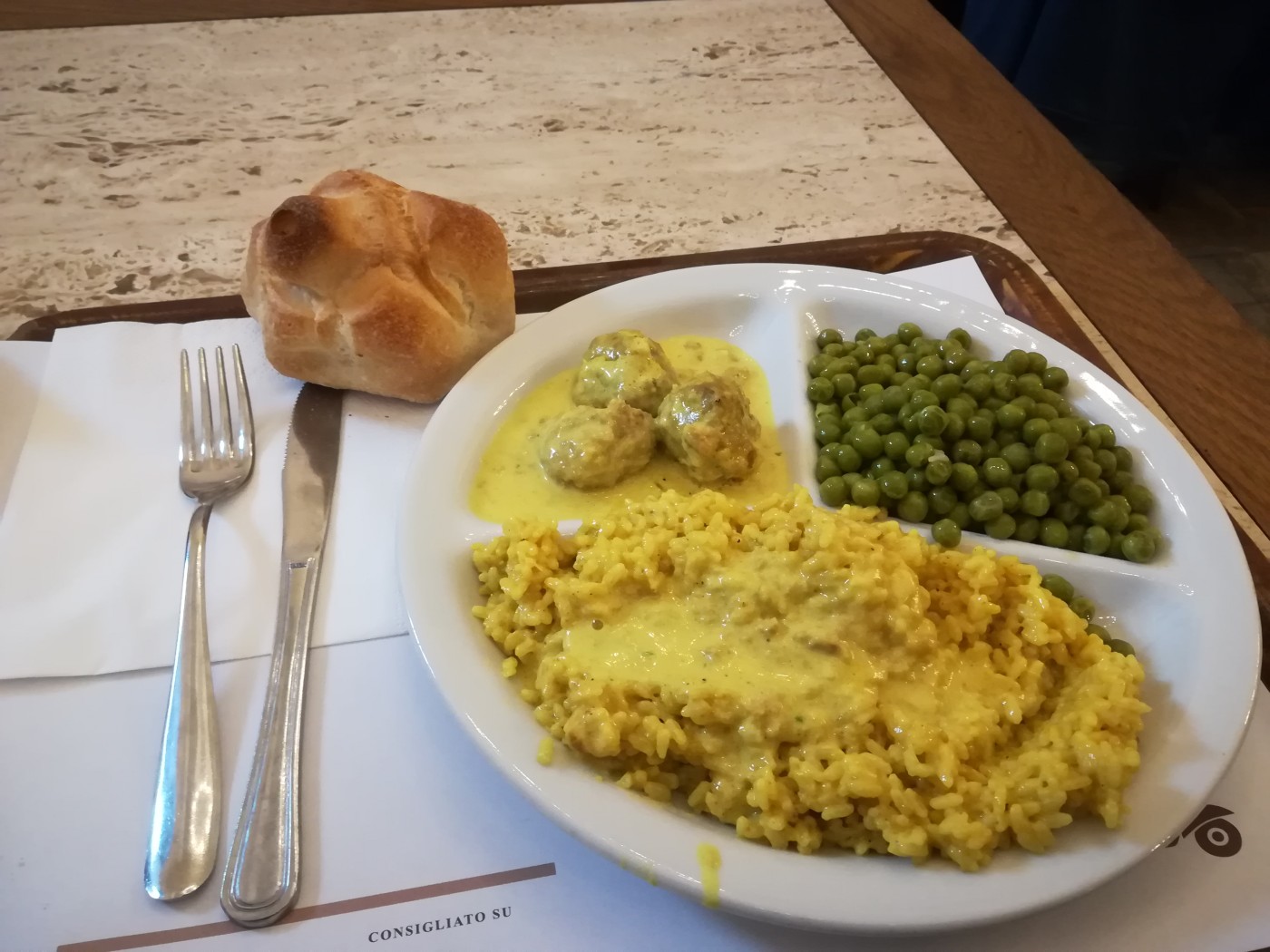 Risotto al curry e polpette al curry