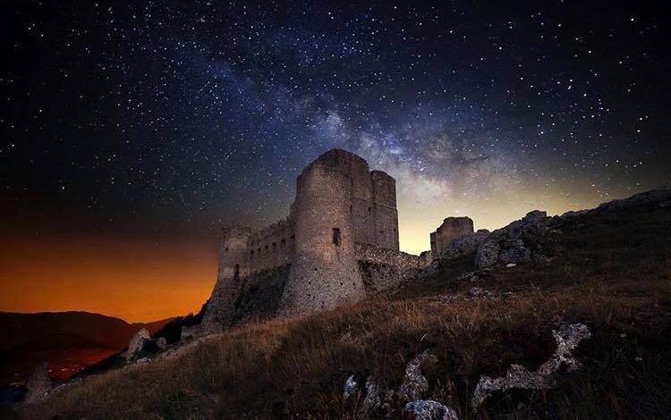 sono pochi i posti rimasti dove puoi osservare il cielo stellato