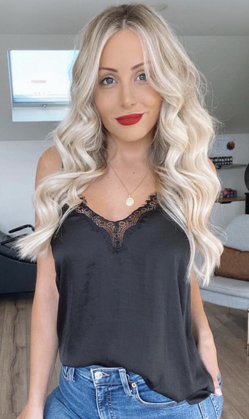 quelle labbra dal rossetto rosso accesso
