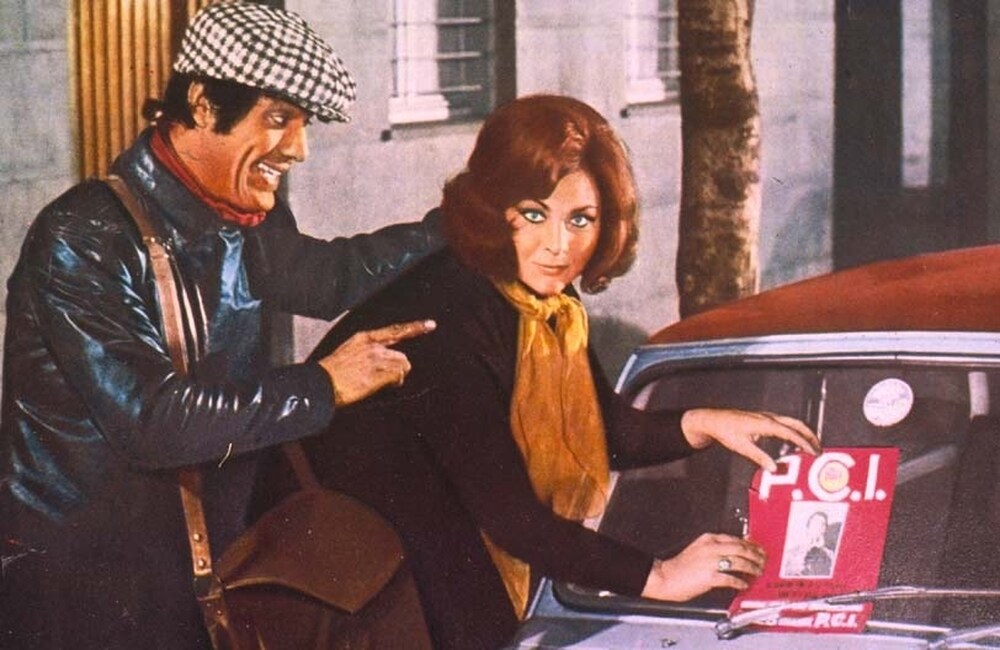 franco e Ciccio nel film i due deputati