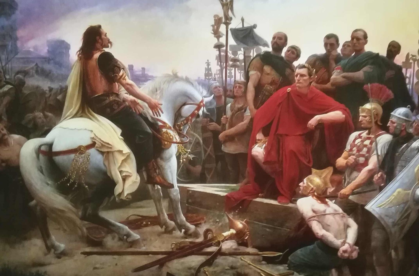 Vercingetorige getta le armi ai piedi di Giulio Cesare - Lionel Royer, 1899