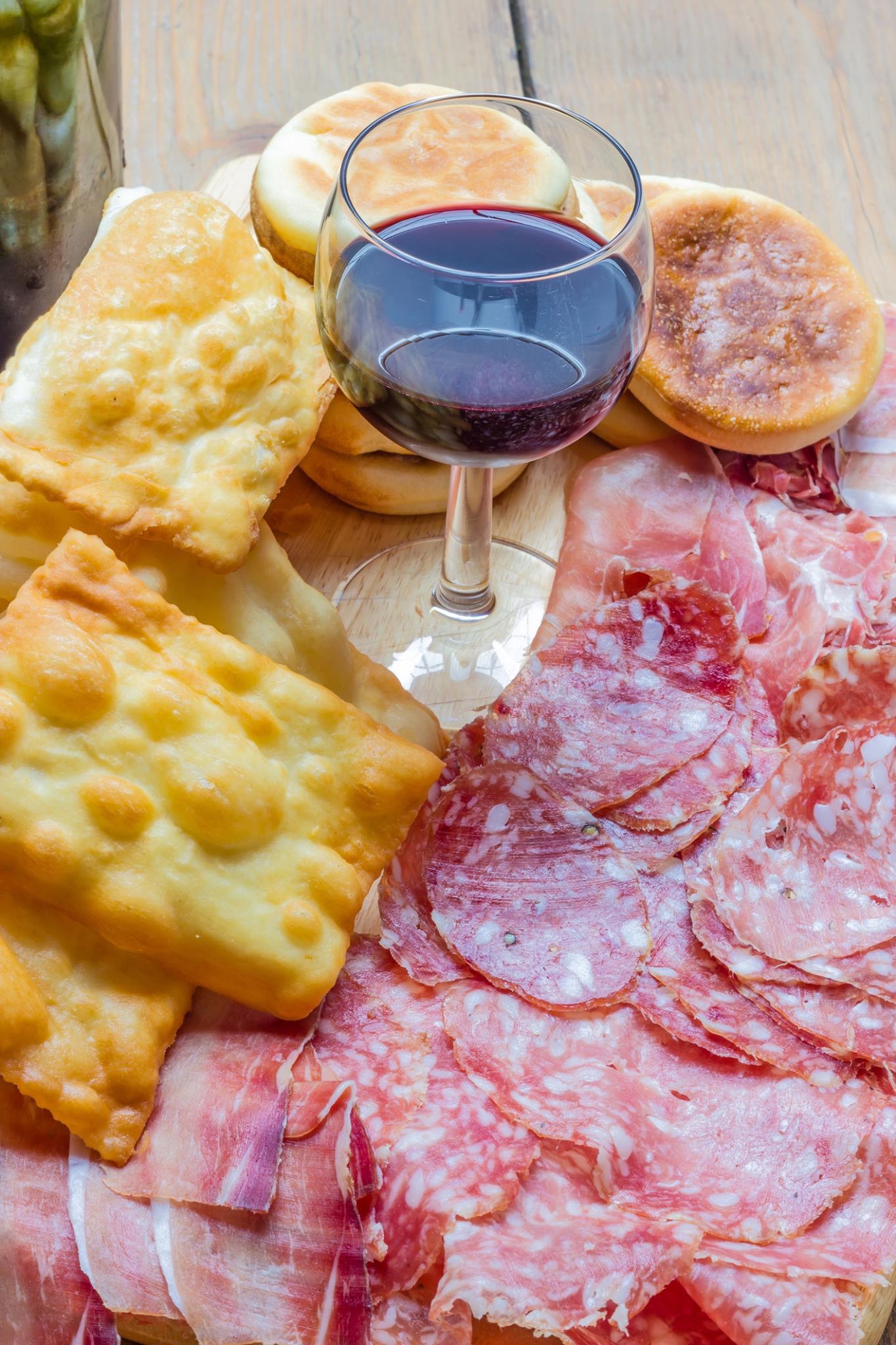 antipasto all’italiana e un buon rosso